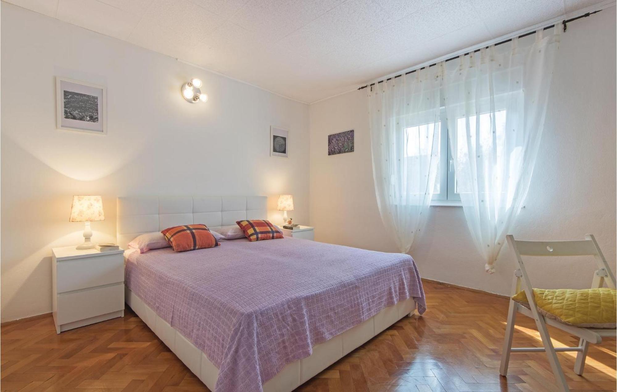 Awesome Apartment In Fazana With Wifi Екстер'єр фото