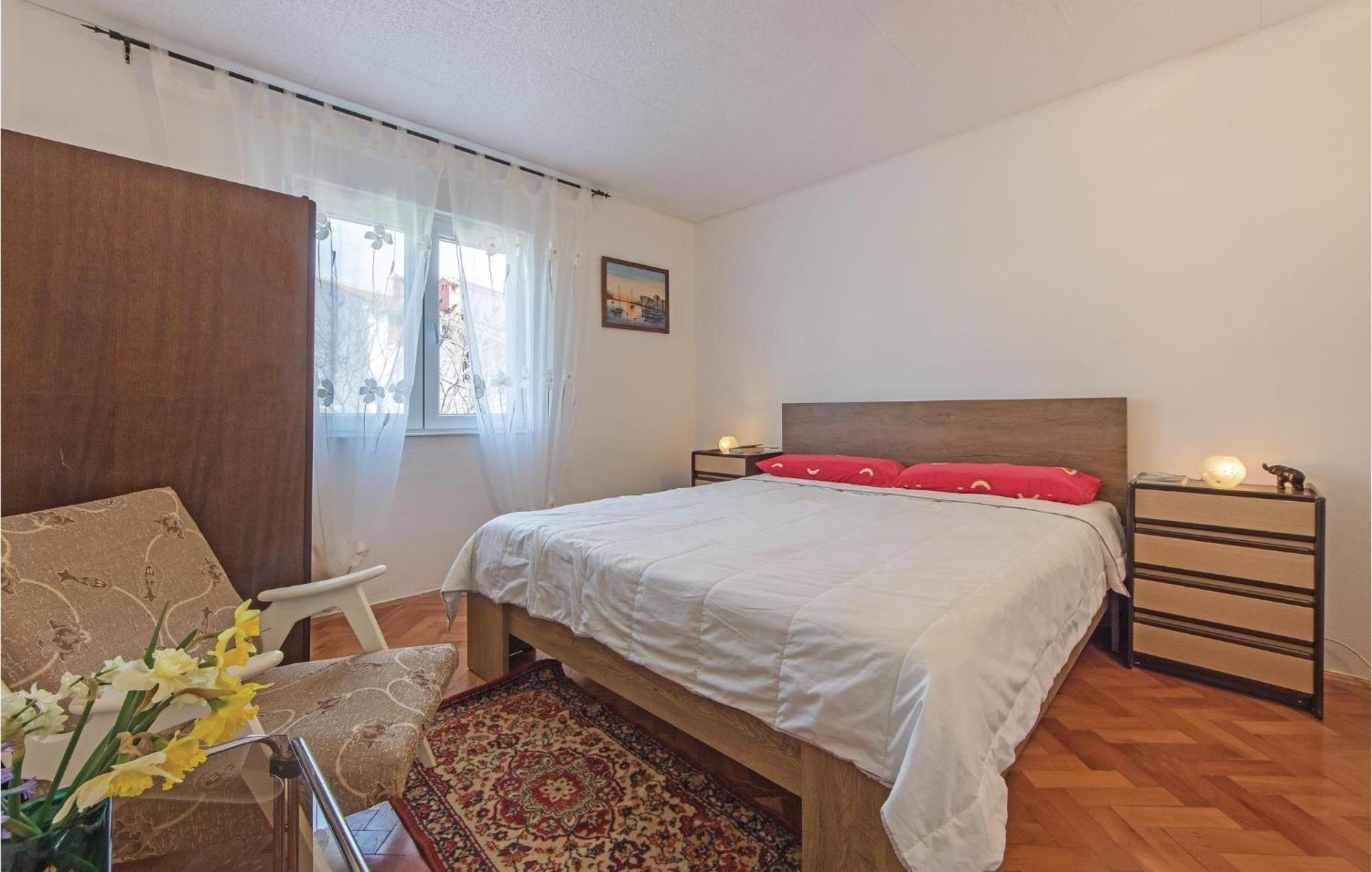 Awesome Apartment In Fazana With Wifi Екстер'єр фото