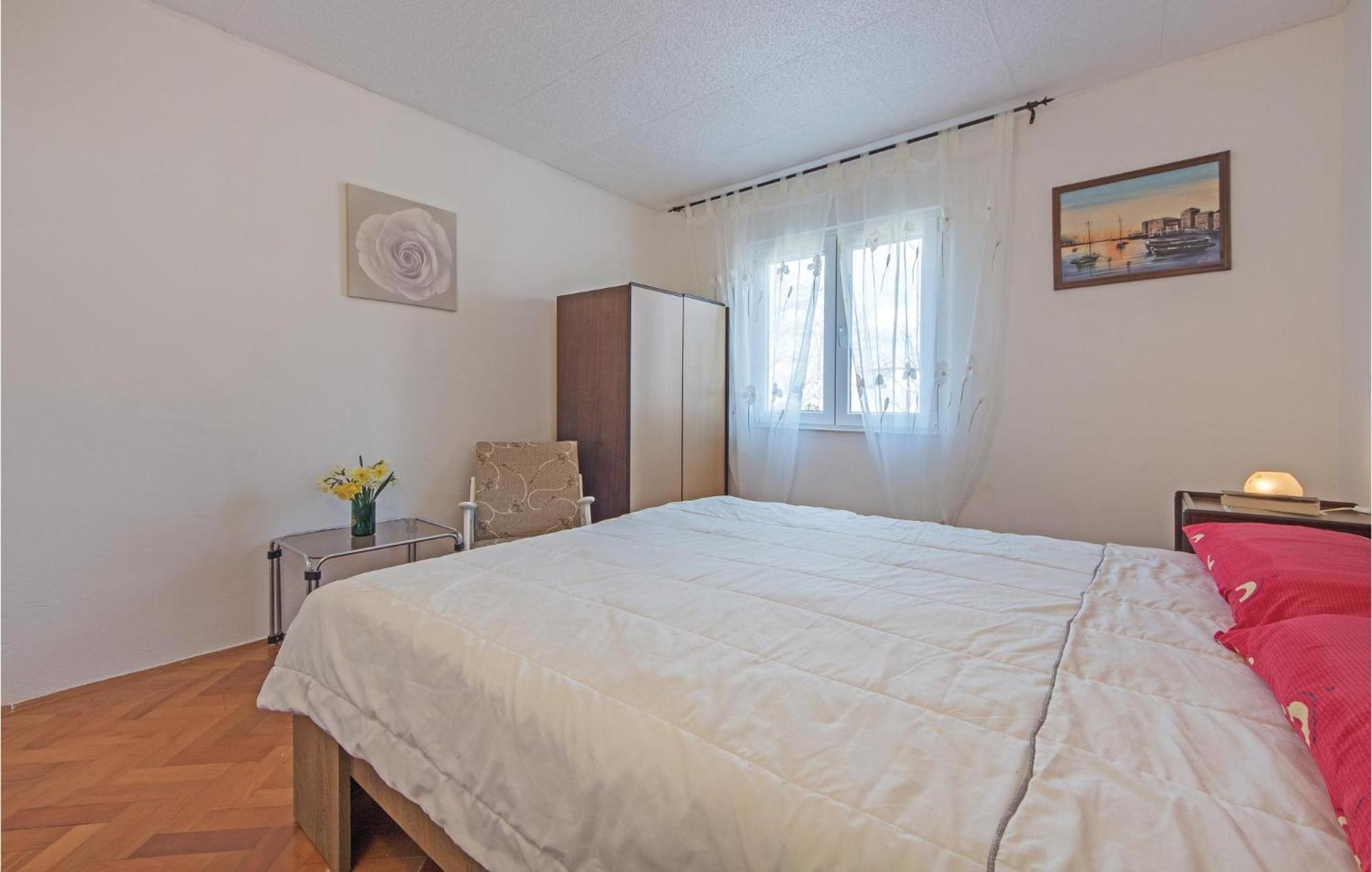 Awesome Apartment In Fazana With Wifi Екстер'єр фото