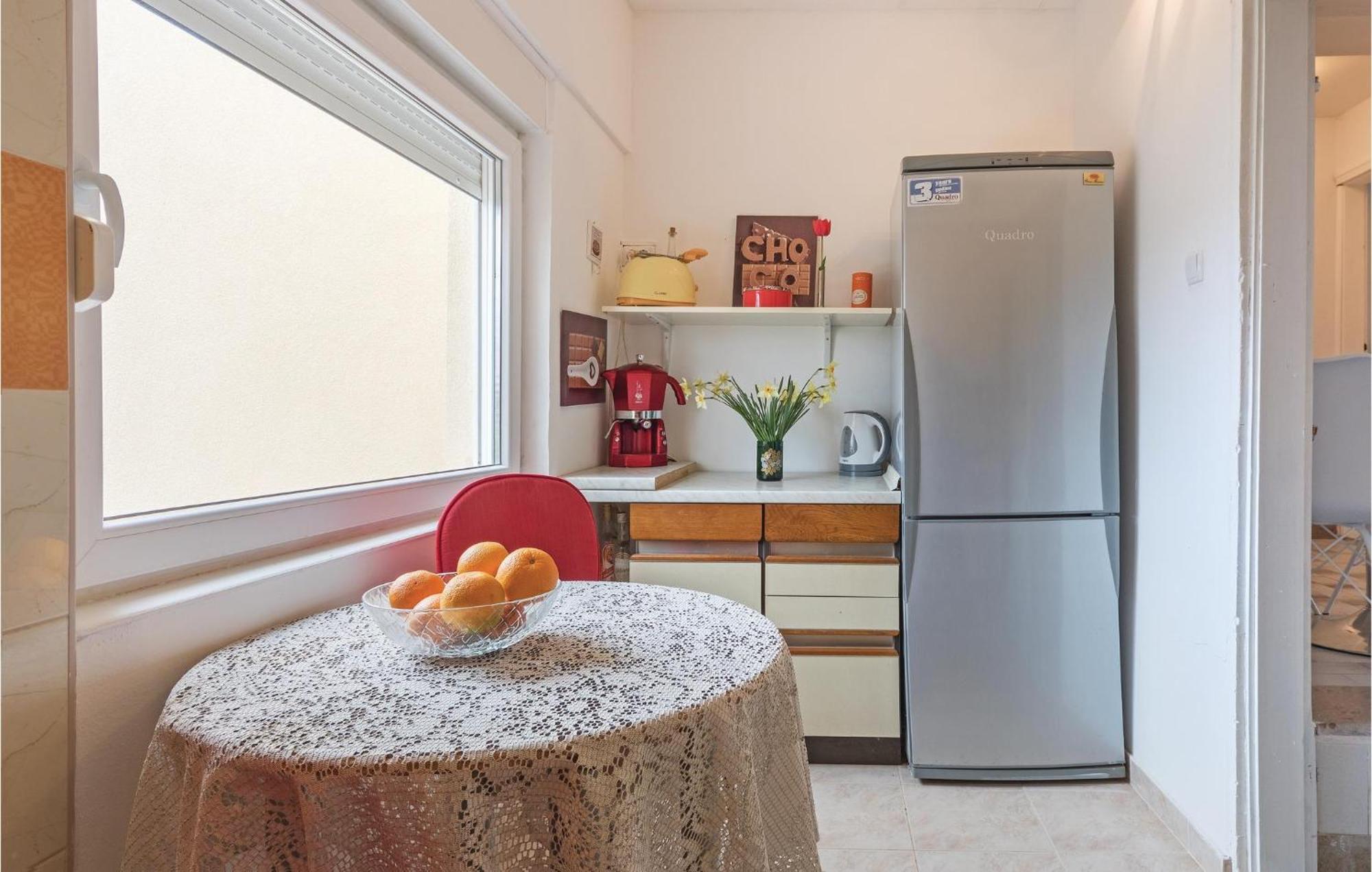 Awesome Apartment In Fazana With Wifi Екстер'єр фото